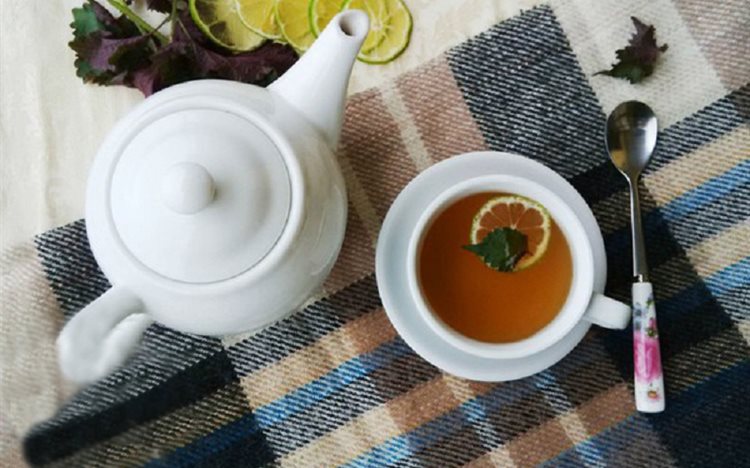 Trị tàn nhang bằng lá tía tô